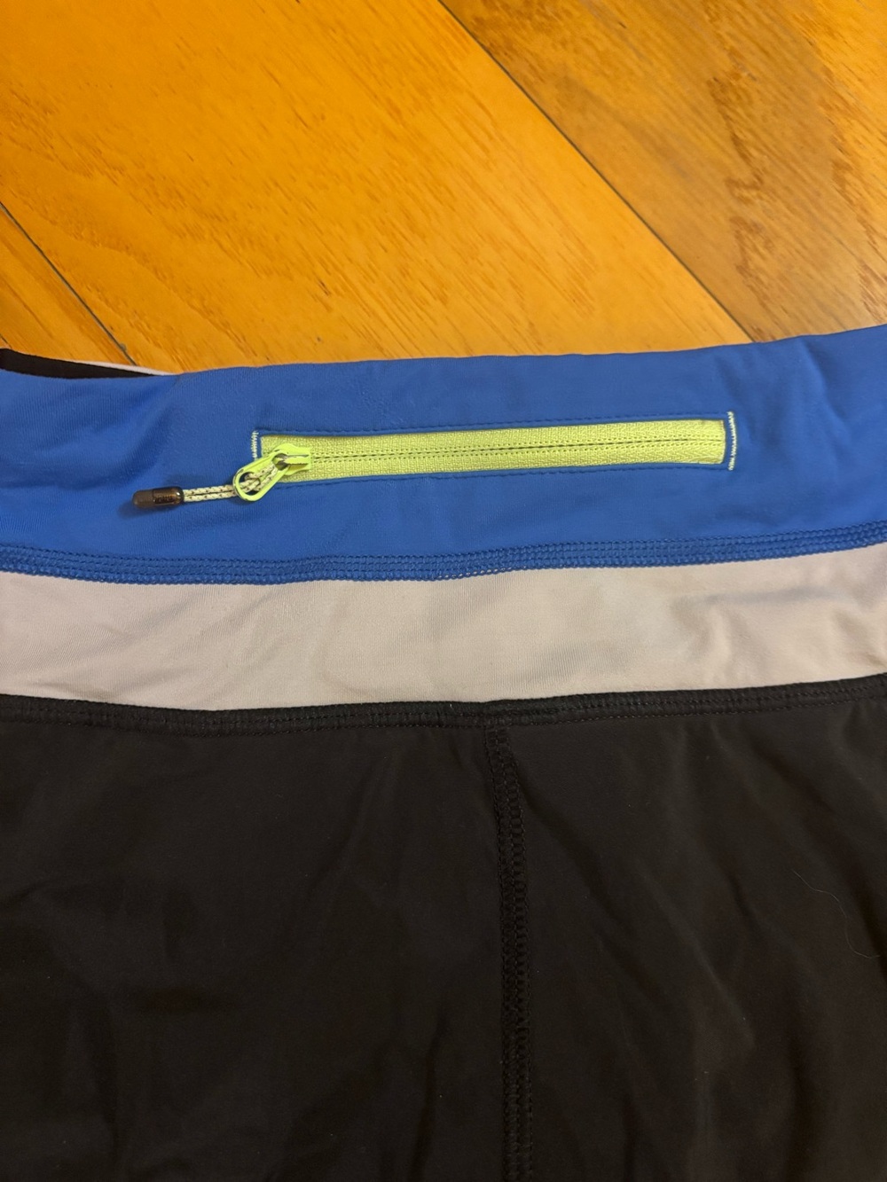 Lululemon Groovy Run Short *4-way Stretch - Picture 5 of 6